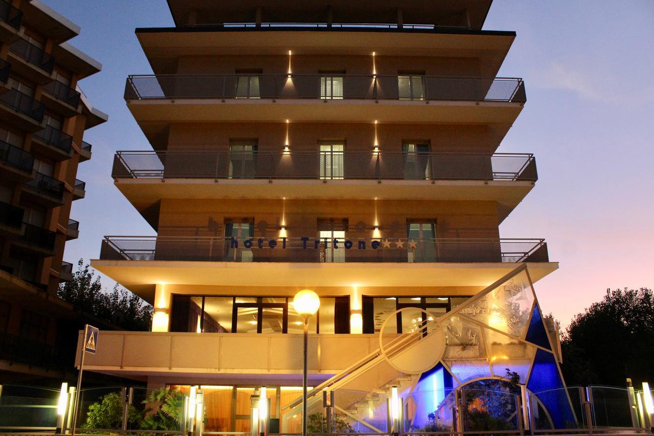 Hotel Tritone Rimini Eksteriør billede