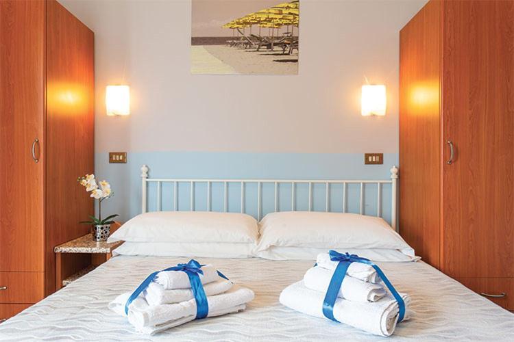 Hotel Tritone Rimini Eksteriør billede